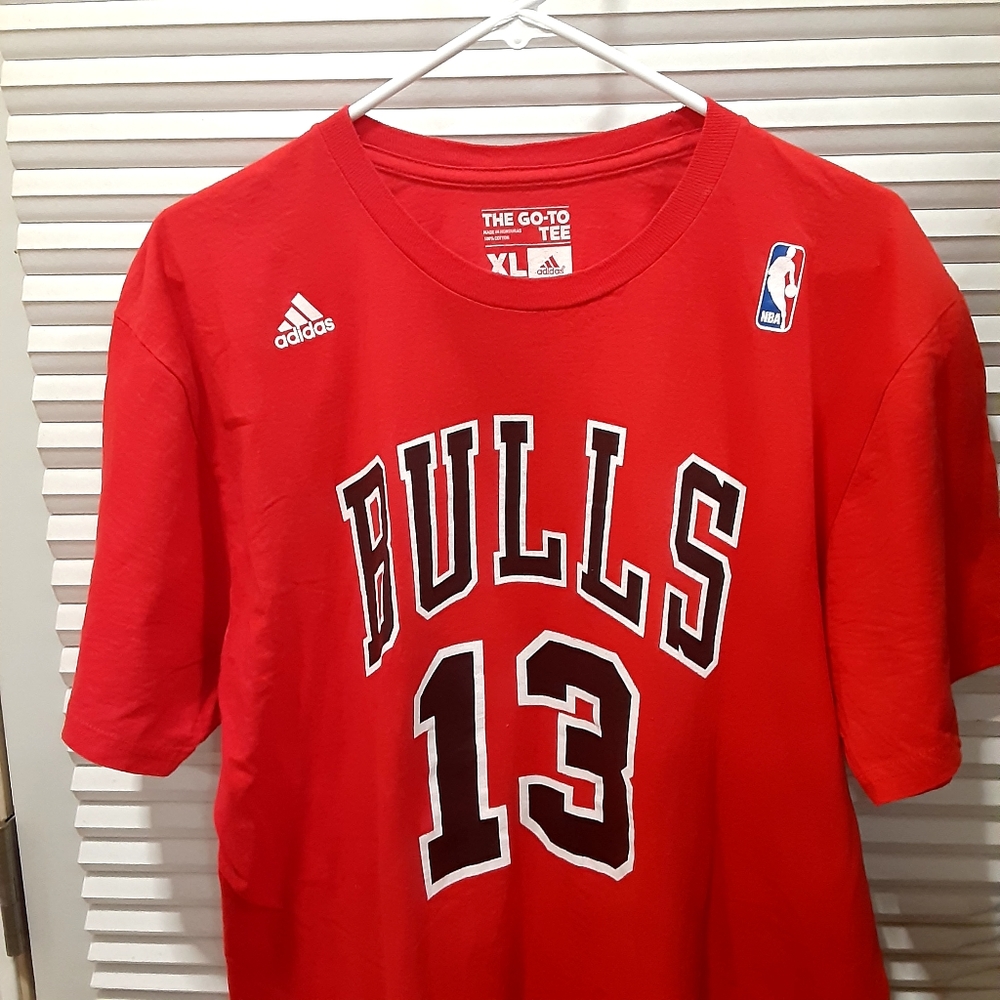 Chicago bulls short Sleeve tshirt. Size medium - Picture 2 of 10